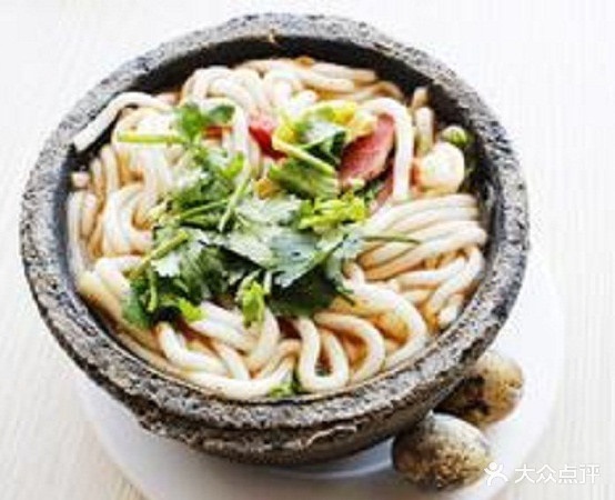 娲城兄弟砂锅(六一店)