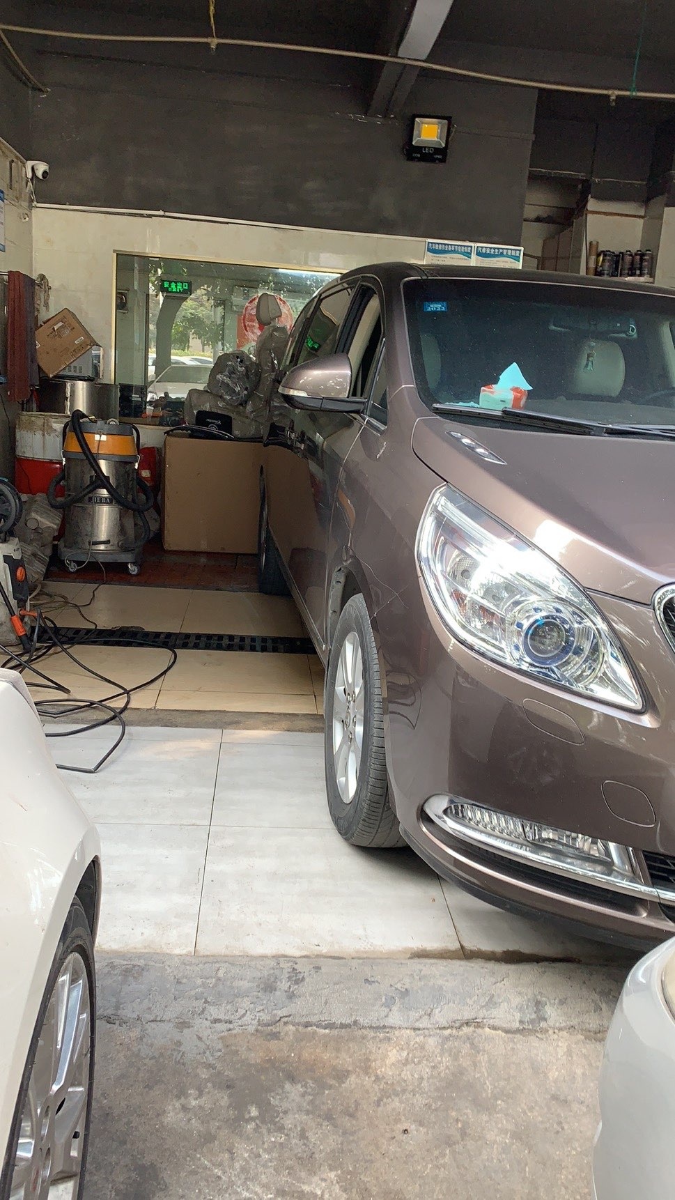 深圳市百誉汽车服务有限公司