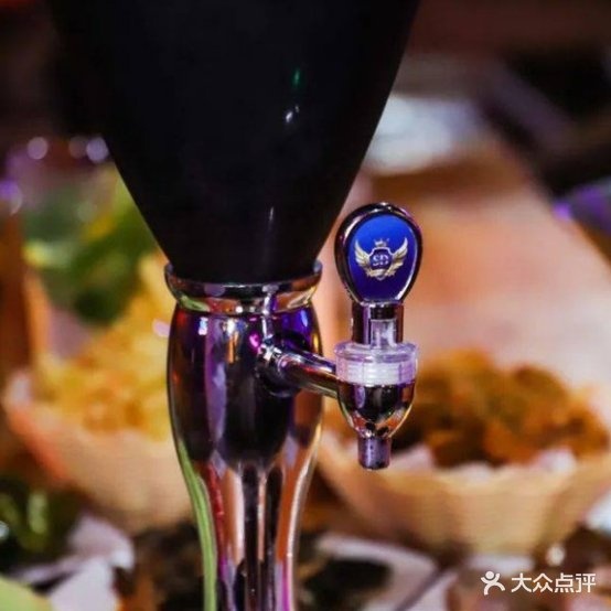 凯斯特xi餐酒吧(万辉店)