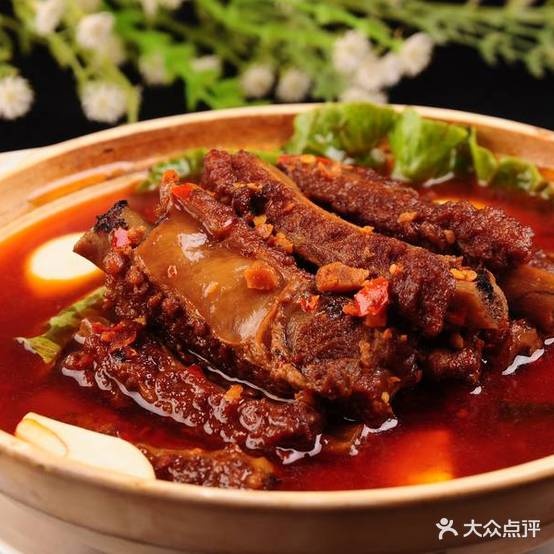 青青牛小厨·新西兰原切牛排(季佳荟店)