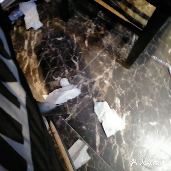爽口捞自助旋转小火锅(华龙商厦金州南路店)