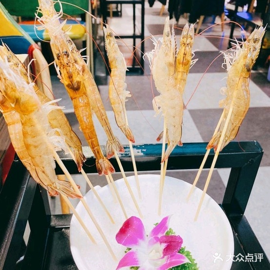 一炉纳百鲜 港式打边炉
