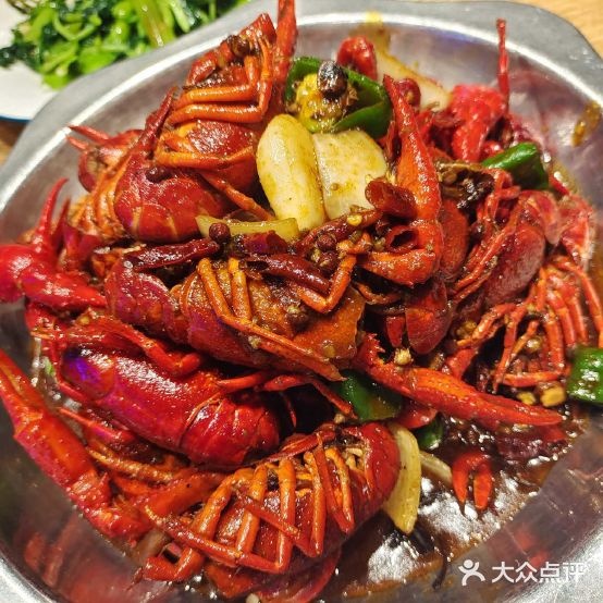 虾王帝后(通山县月亮湾店)