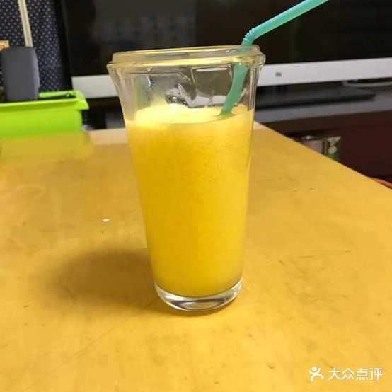 兴龙小吃城(兴隆大家庭兴城店)