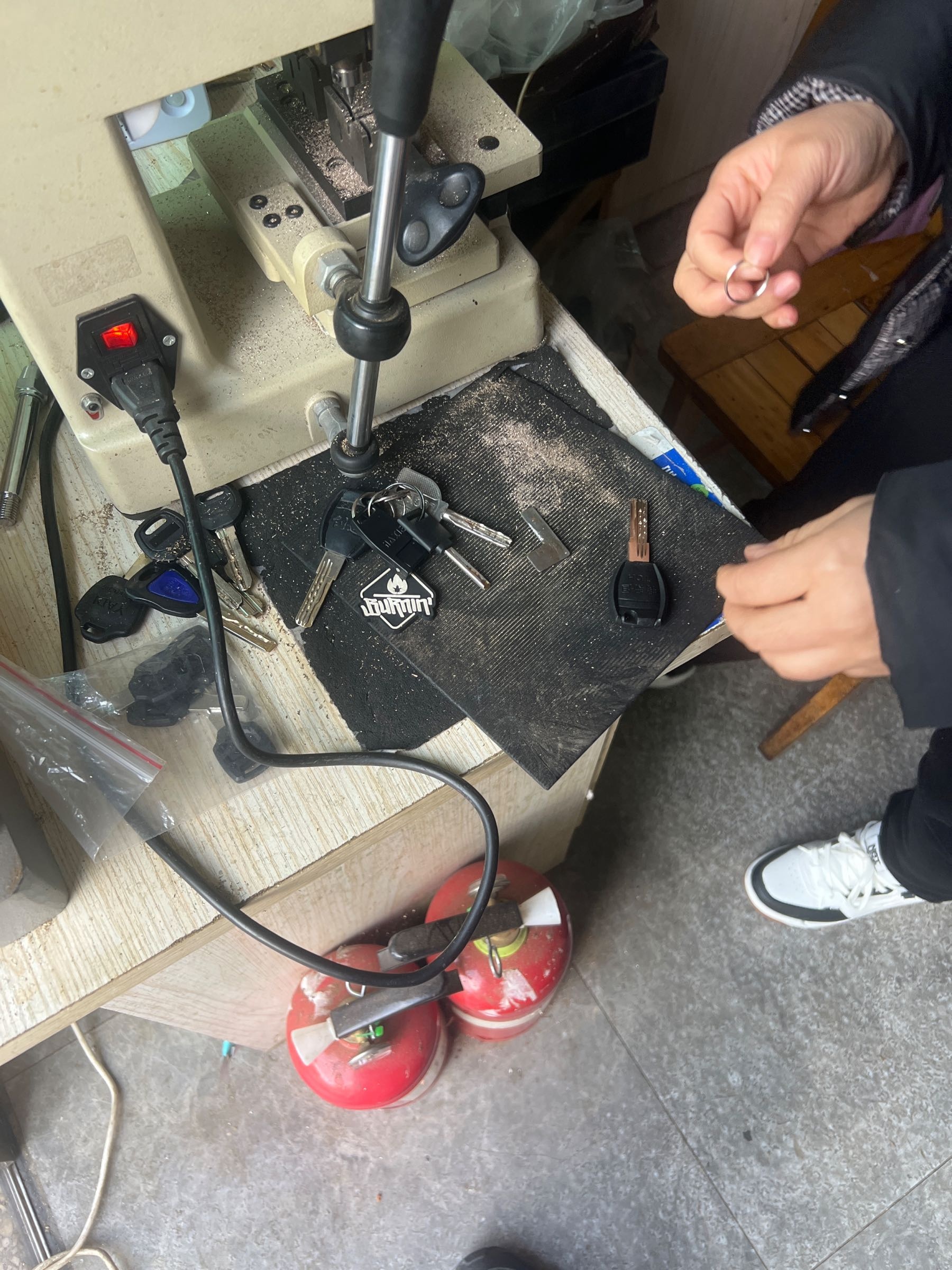 金牌大管家开锁换锁配钥匙