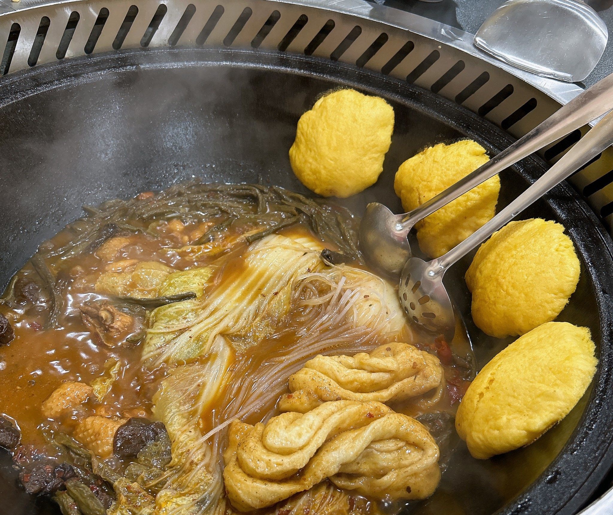 东北乡村铁锅炖(黄金海岸金海湾店)