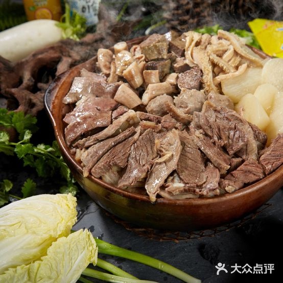 碳炉牛腩饭(万达店)