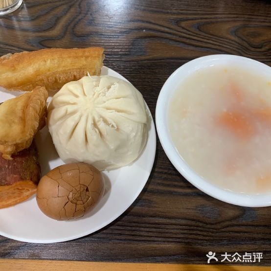 远恒大酒店中餐厅