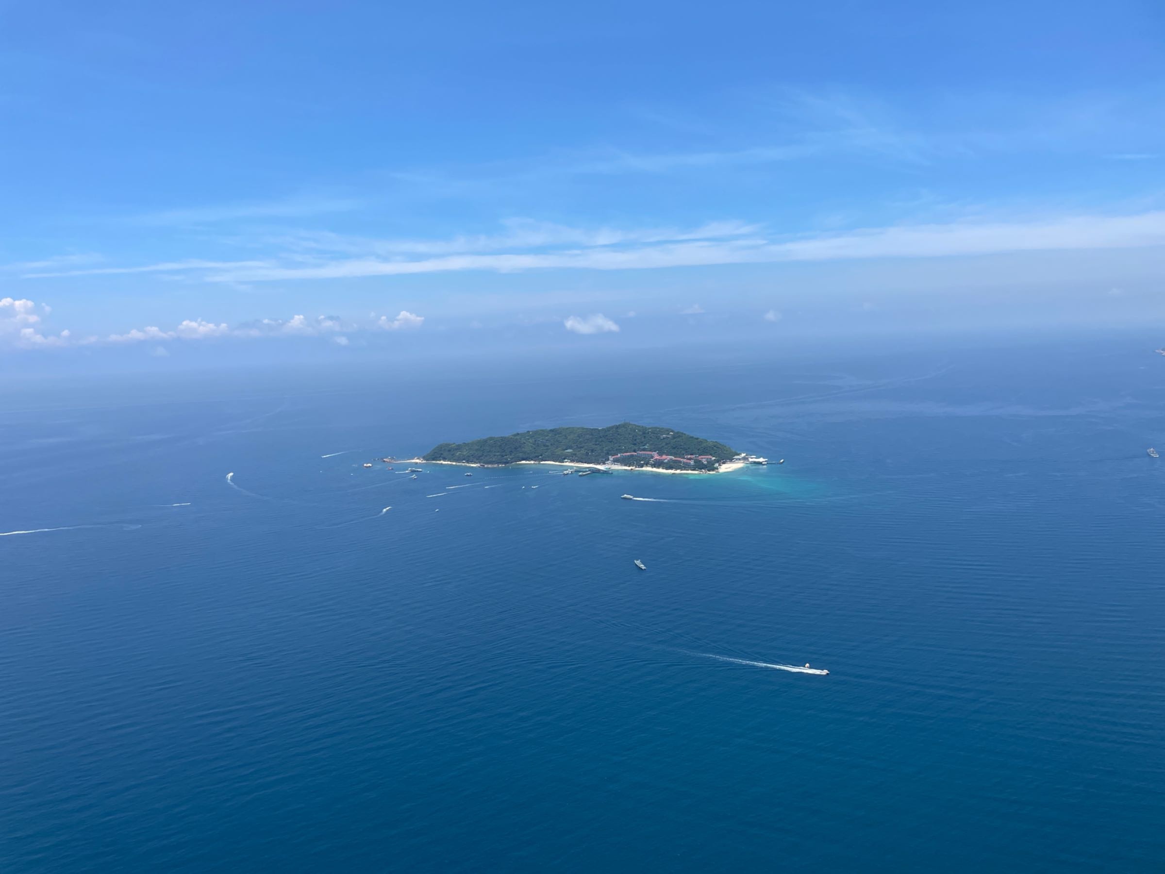 海棠湾国际滑翔伞飞行营地