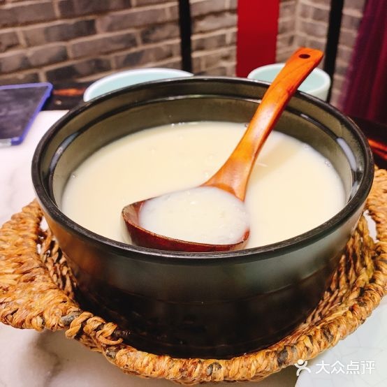 京城小江南·北京菜·上海菜·白鱼(世贸天阶店)