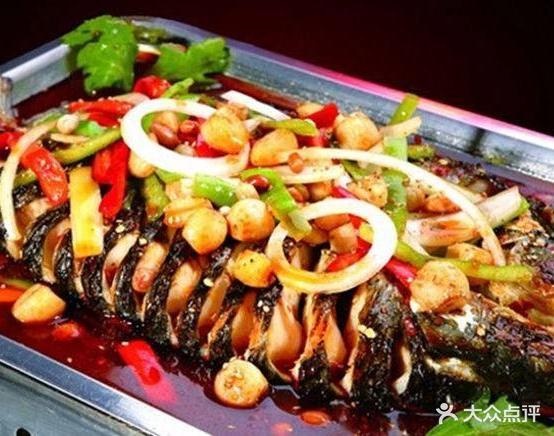 重庆周幺妹美食城烤鱼牛蛙烧烤(广东路店)