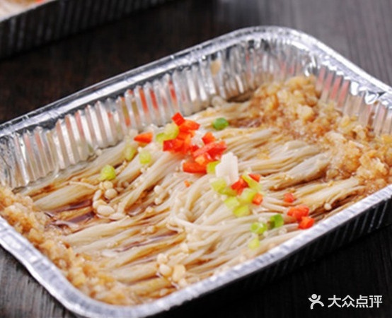 滋位轩烧烤龙虾(石船路店)