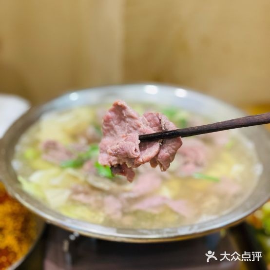 钱二娘·跷脚牛肉·地道川菜(大浪商业中心店)