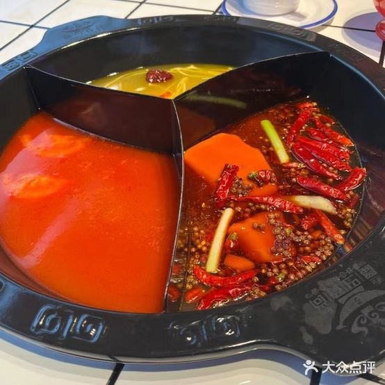 尚餐巴蜀重庆卤味老火锅(鲅鱼圈店)