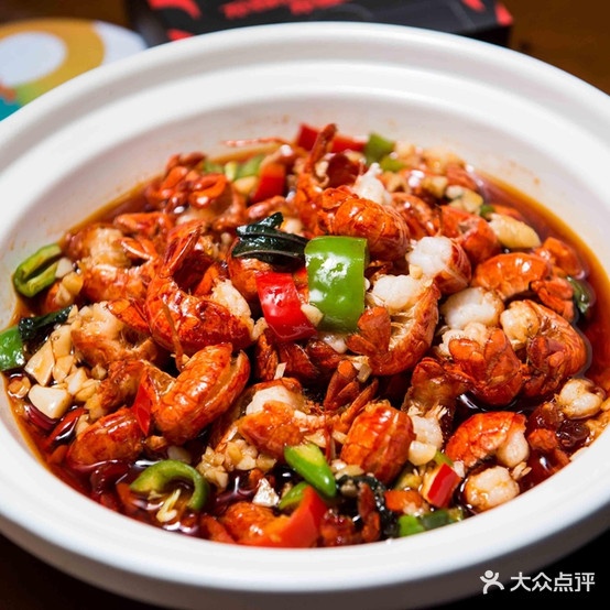 品上龙虾湘菜馆