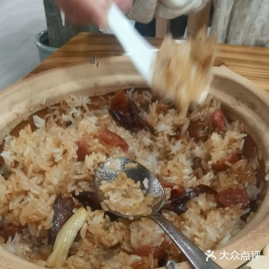 粤味鲜食府(东营茶城店)