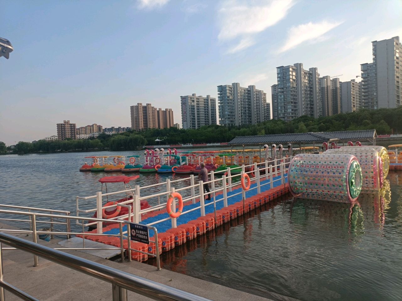 息县亮点水上乐园