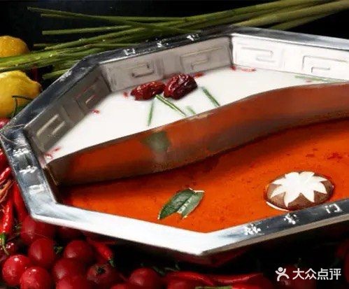 蹭吃蹭喝自主串串火锅(滁州店)