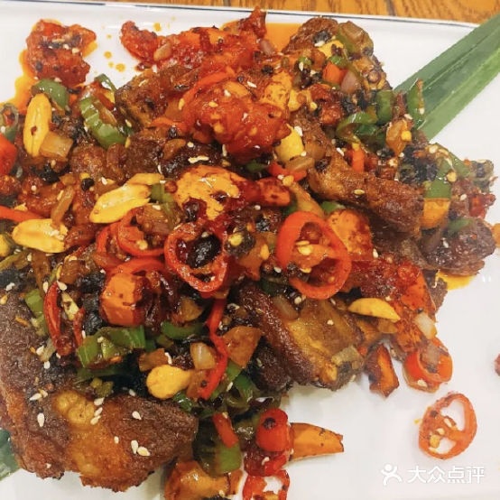 奕花一界茶园餐厅(华远三千院店)