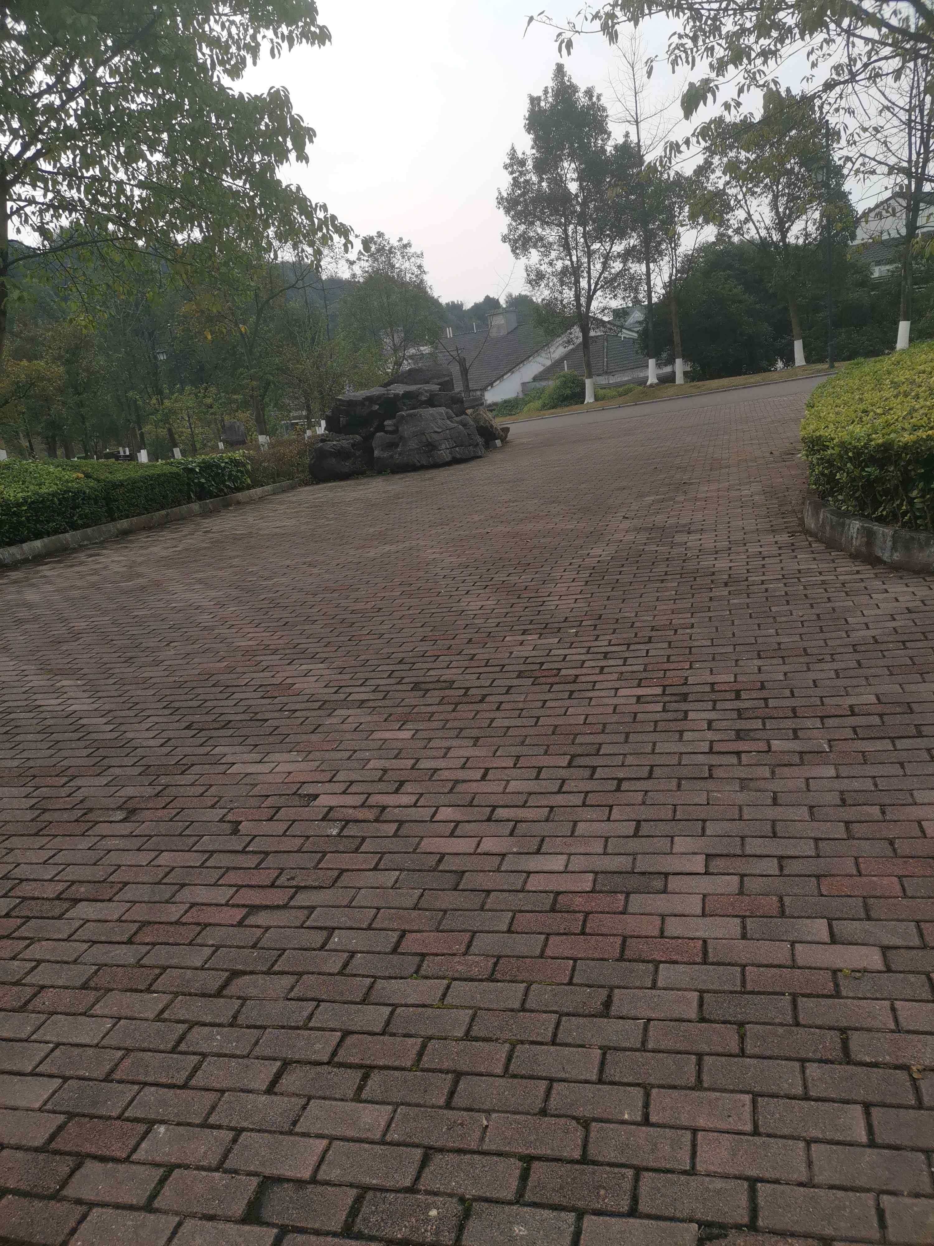 重庆市儿童爱心庄园停车场-出入口