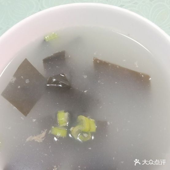 华记小食小笼包