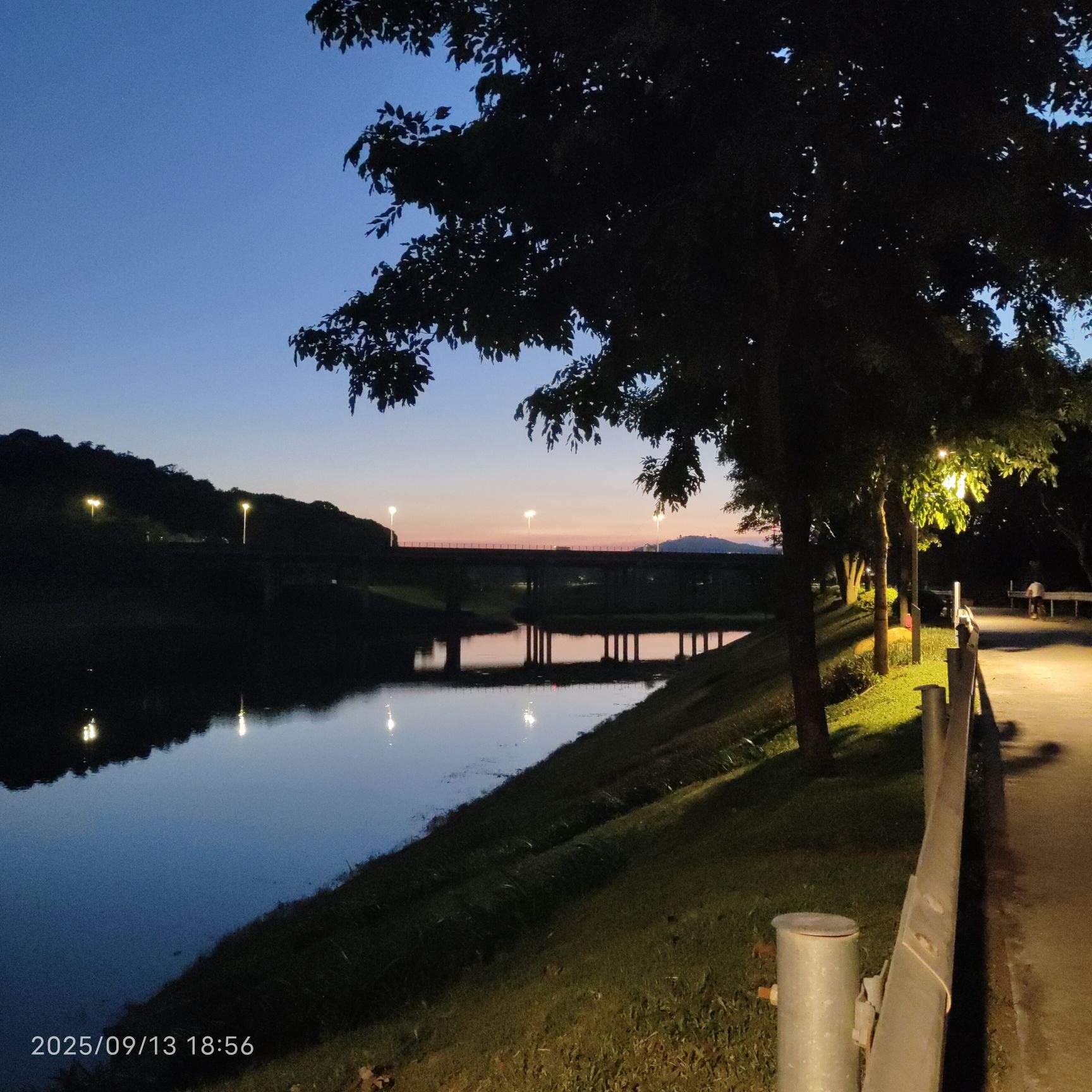 应人石生态水库碧道