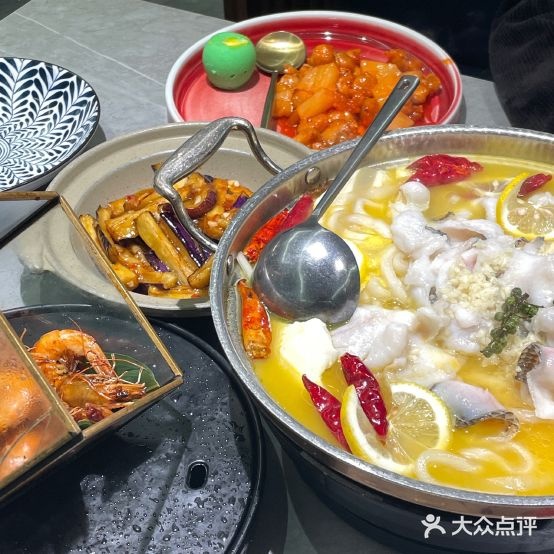 赏伟·浅奢(万宝广场店)
