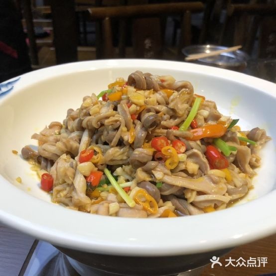 家湘范钟氏脆皮肚