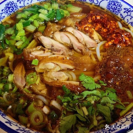 加奎弥勒特色卤鸡米线(砚山总店)