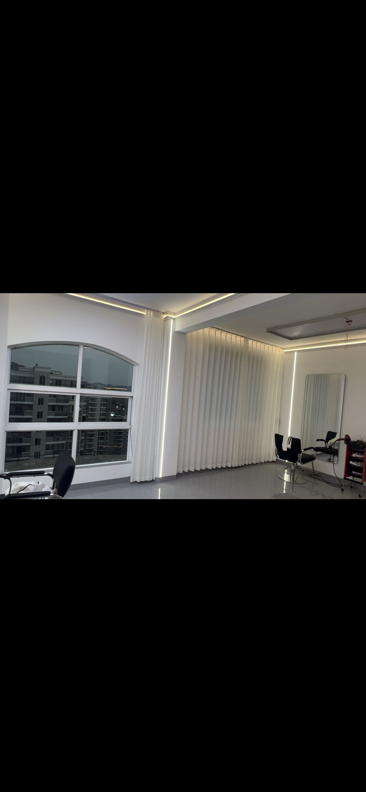 扶绥黄先生发型工作室
