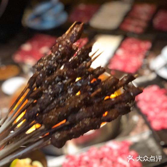 绯色牛人潮汕卤肉自助火锅(仓山浦上万达广场金街店)