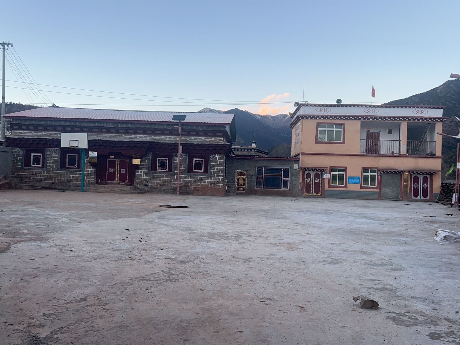 拉波镇应急避难场所