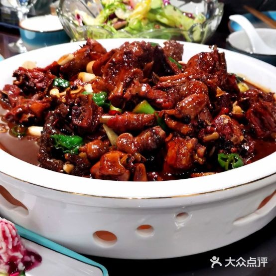 向明超级鲜货土菜馆(中山苑店)