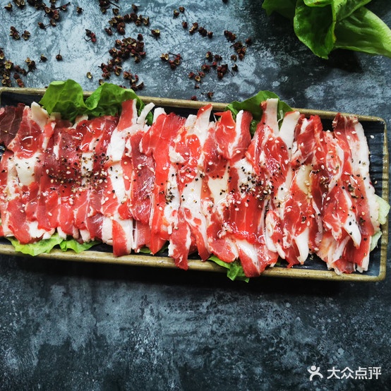 火焱铁锅靠肉