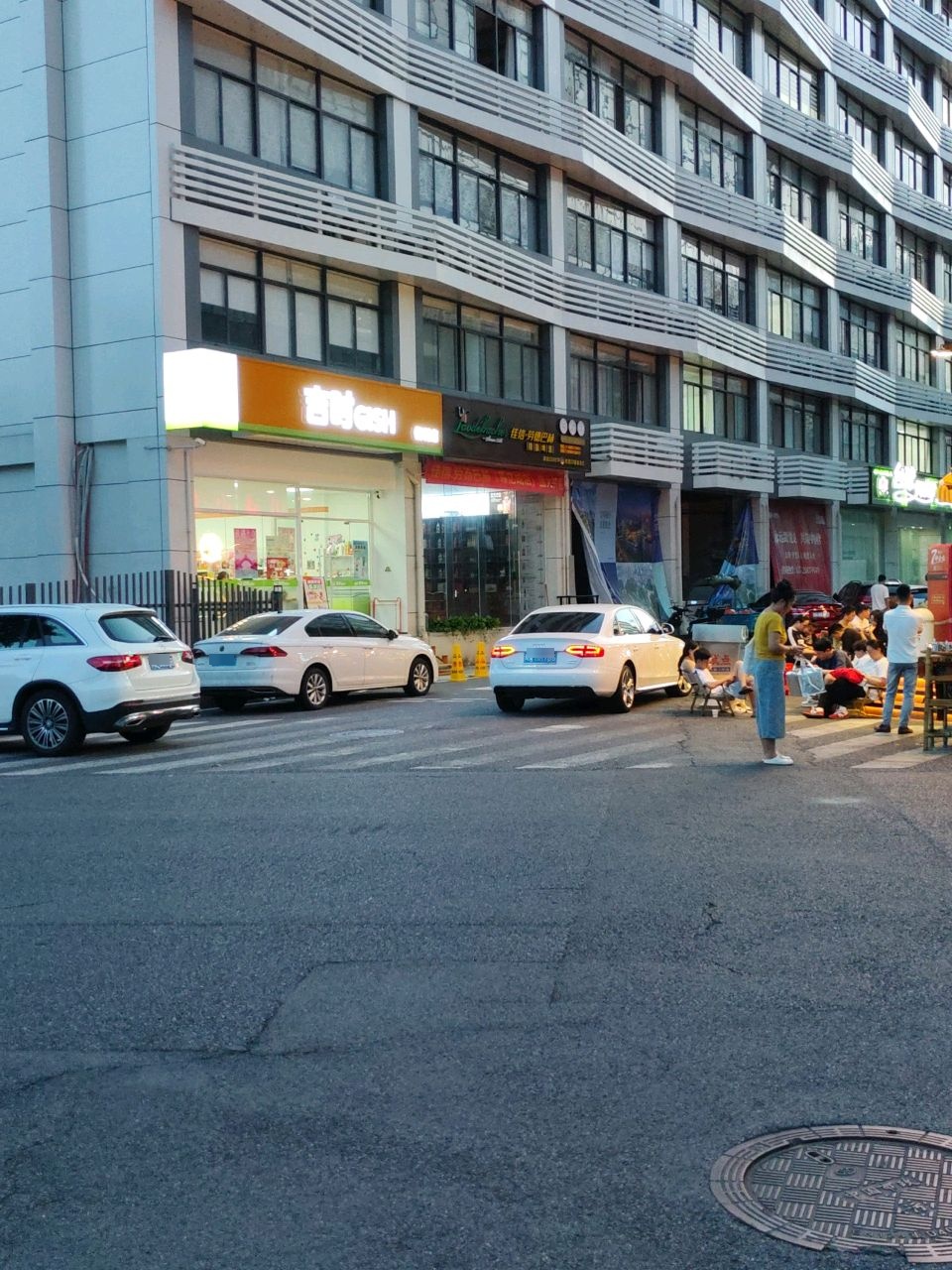 佳信劳德巴赫尊亿成