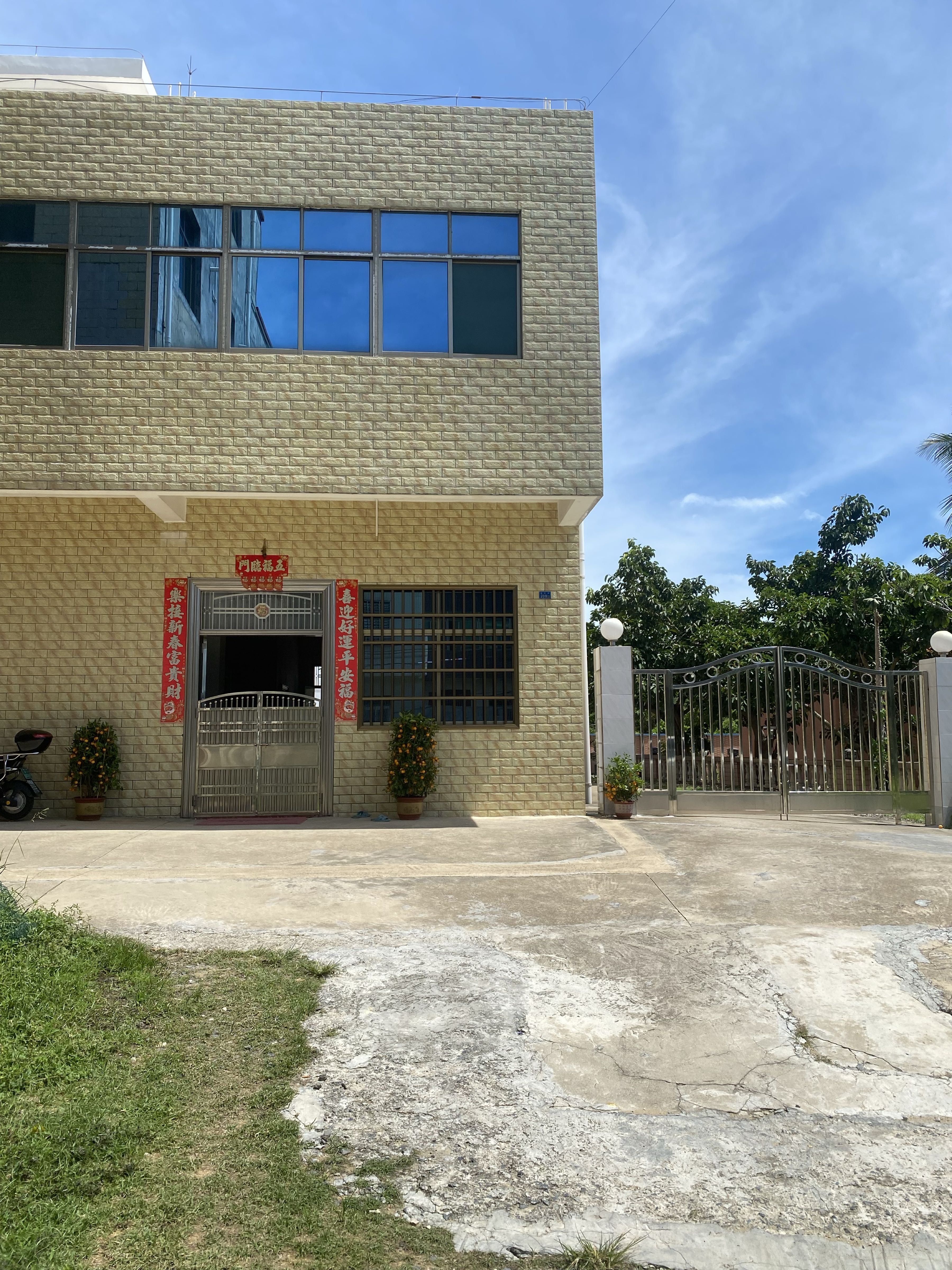 新埠岛亮肚中巷209号
