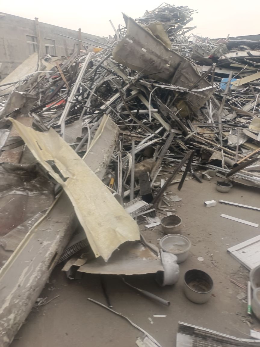 何峰废品回收站