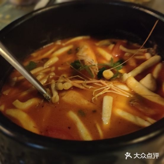 金枕泰国料理(容桂渔人码头店)