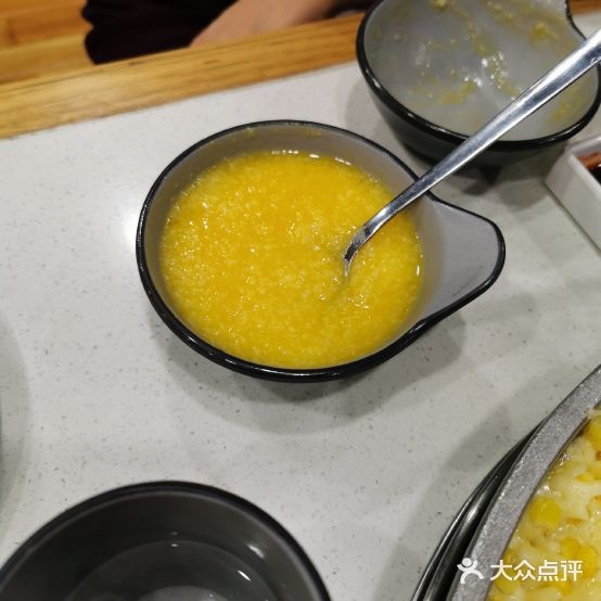 金草地韩餐厅·碳火烧肉(李沧万达店)