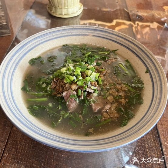 楠湾氯元傣岳