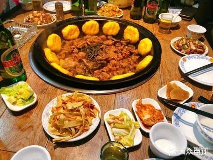 唐府八一东北烧烤大锅高铁锅炖(黄河三路店)