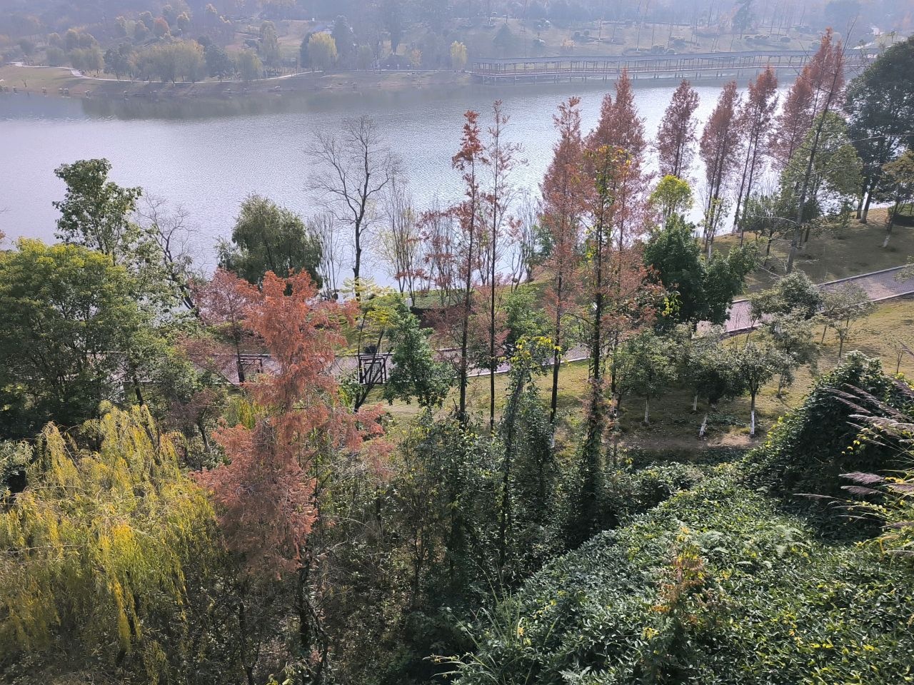 解放水库