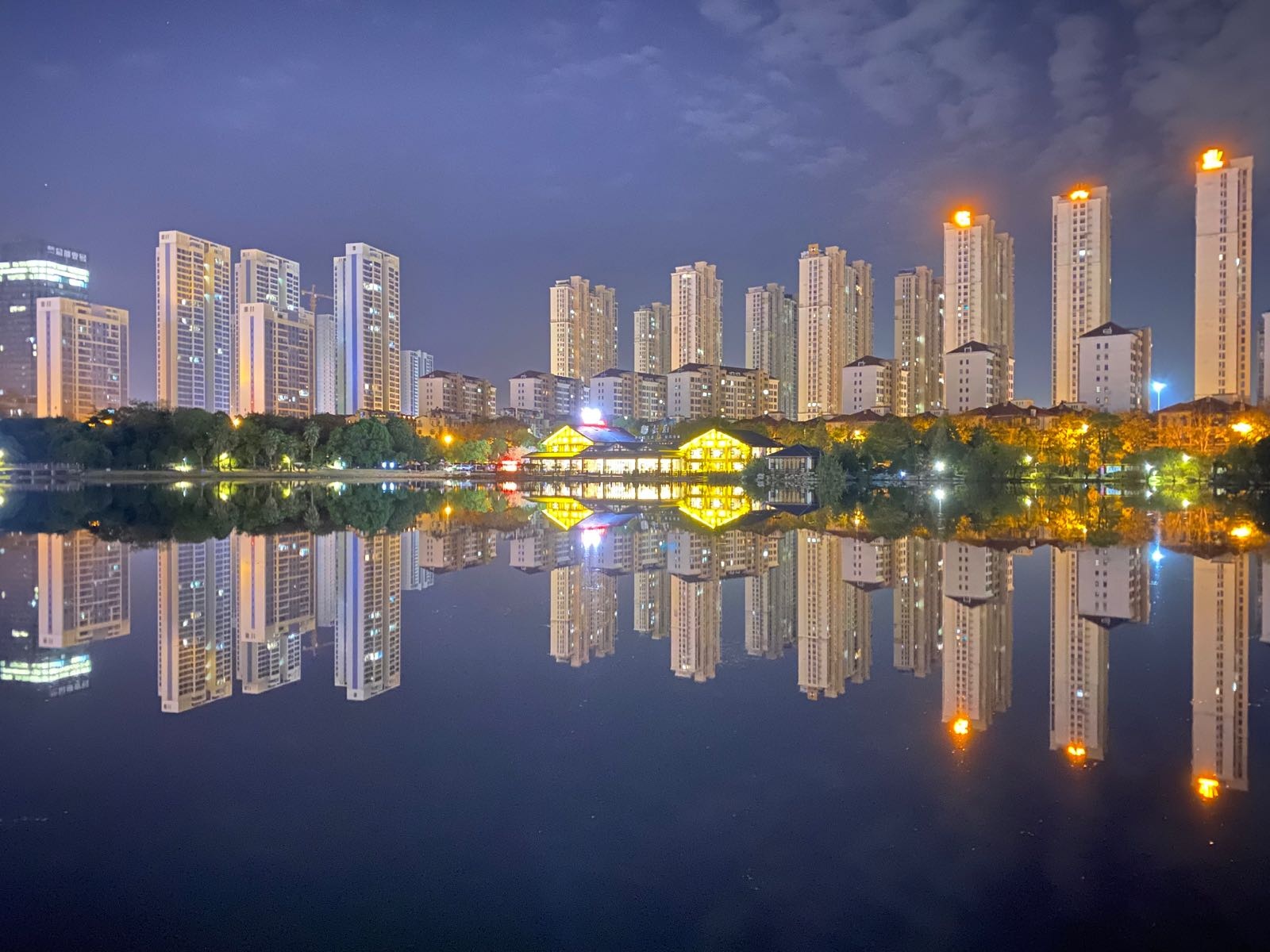 栗雨湖公园