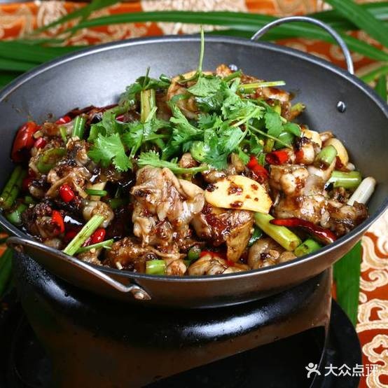 老杨香辣青蛙
