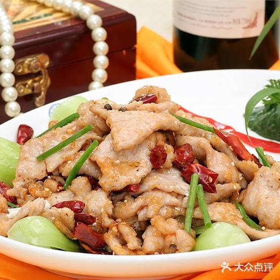 吴忠华十燕子麻辣烫(尹家渠店)