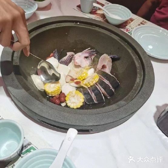 鱼翻(唐山吾悦广场长宁西道店)