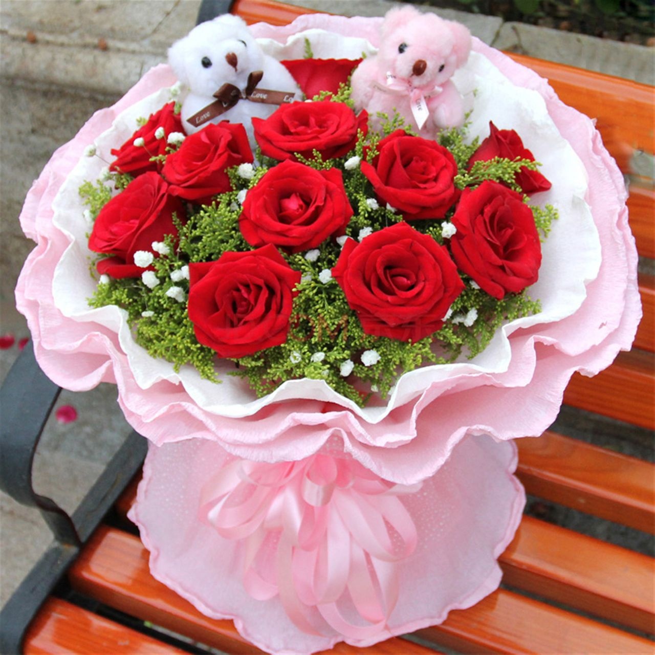 路露鲜花