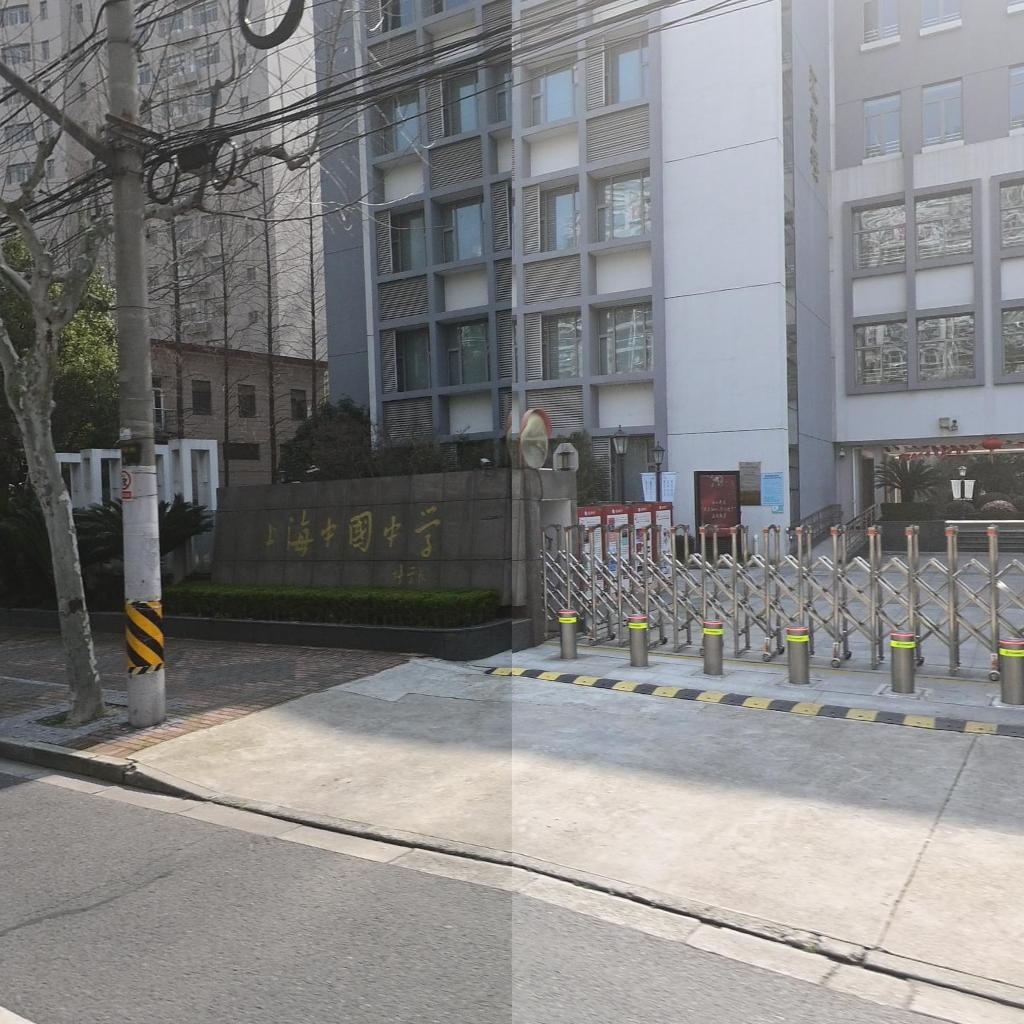 上海市中国中学-地下停车场