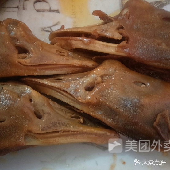 东丰镇汉之味麻辣甜黑鸭鸭脖子店