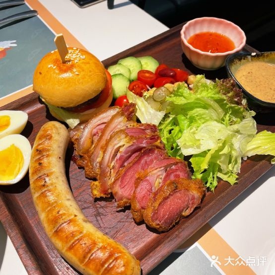 赫町西厨·瓷烧牛扒(大朗万科中央公园店)